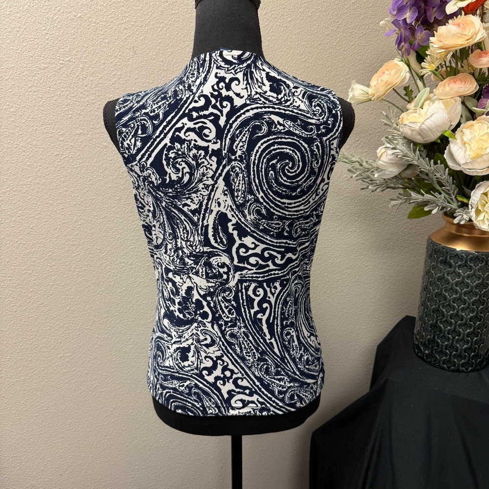Chaps Navy White Paisley Cowl Neck Sleeveless Stretch Blouse Top M - Picture 3 of 7